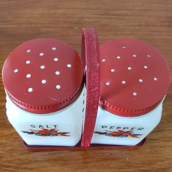 Vintage Milk Glass Salt & Pepper Shakers with Tray - Picture 2 of 9